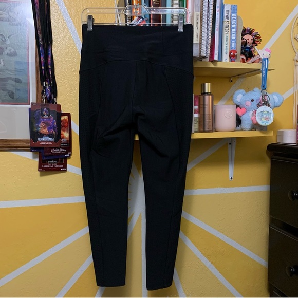 Athleta Stellar Crop Pant Leggings in Black Size Small - Picture 6 of 8
